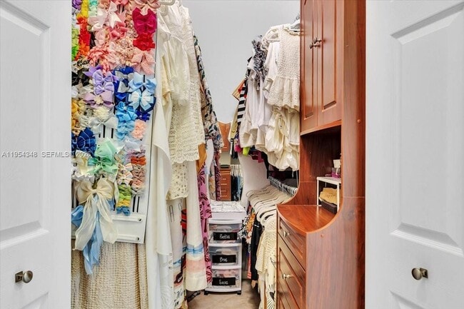 Building Photo - 773 SW 120th Ave