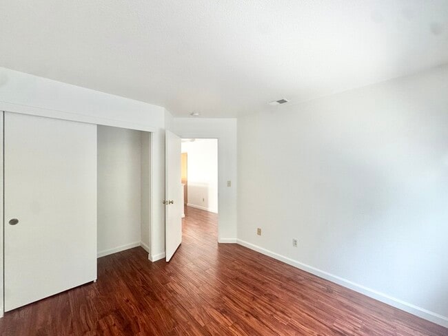 Building Photo - Beautiful 3-Bedroom Home in Gated Woodbridge Community!