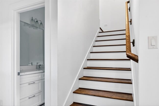 Building Photo - 10232 Porto Rico Rd