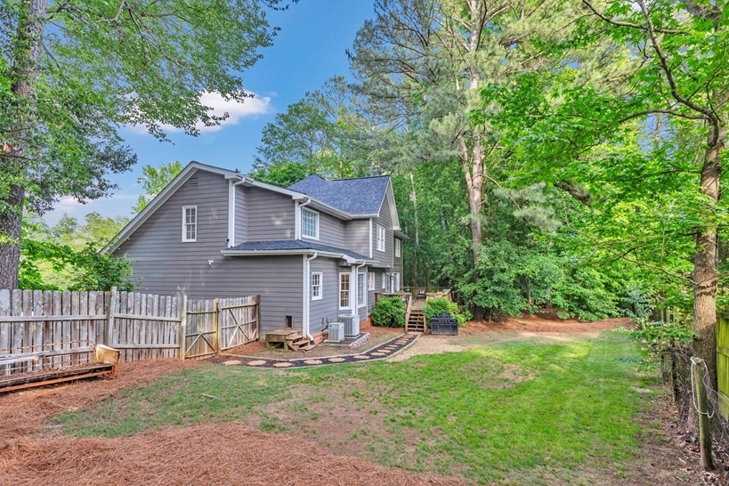 Building Photo - 4250 Edgewater Ct NW