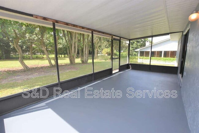 Building Photo - 6305 Christina Groves Cir E