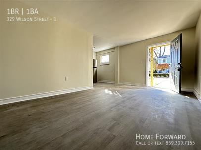 Building Photo - 329 Wilson St