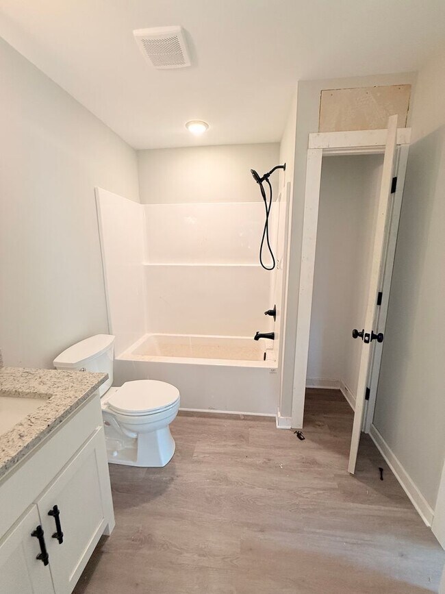 Building Photo - Brand-New Construction | 4 Bed / 3 Bath