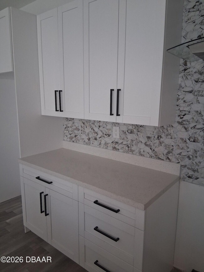 Building Photo - 1621 Illinois St