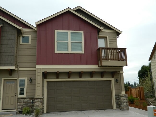 Building Photo - Beautiful Luxury Homes for Rent!!