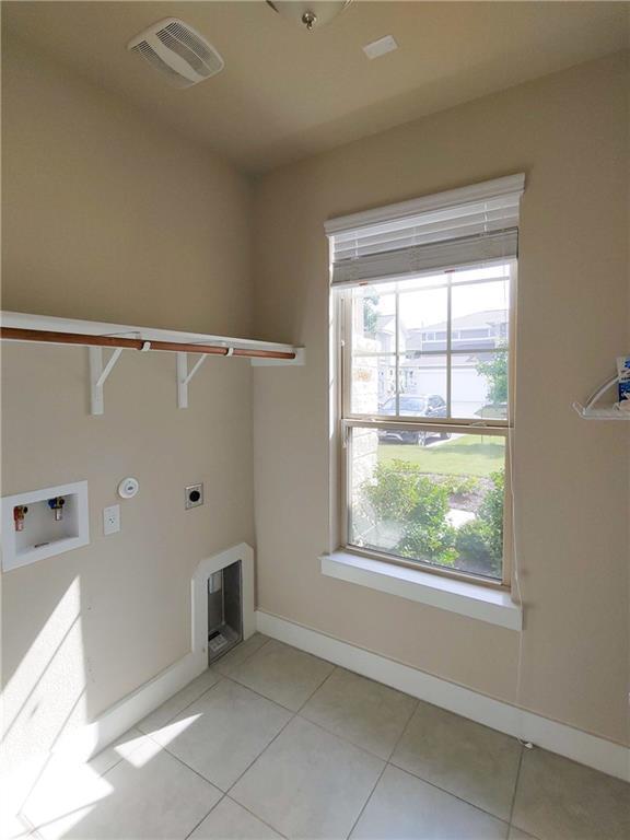 Building Photo - 9303 McKnight Lp