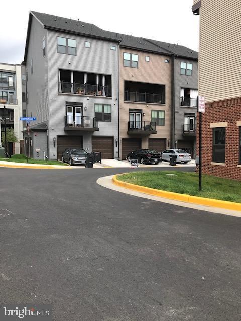 Building Photo - 13242 Woodland Pond Pl
