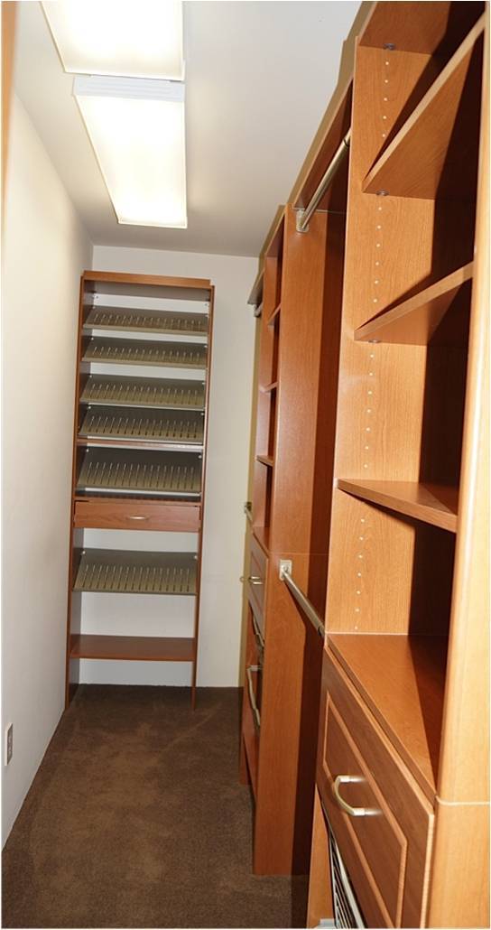 Building Photo - Spectacular Water View of Puget Sound and Mount Rainier