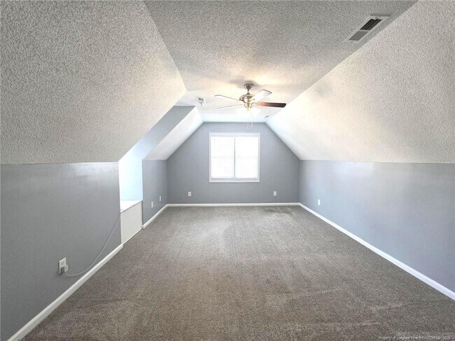 Building Photo - 2917 Franzia Dr