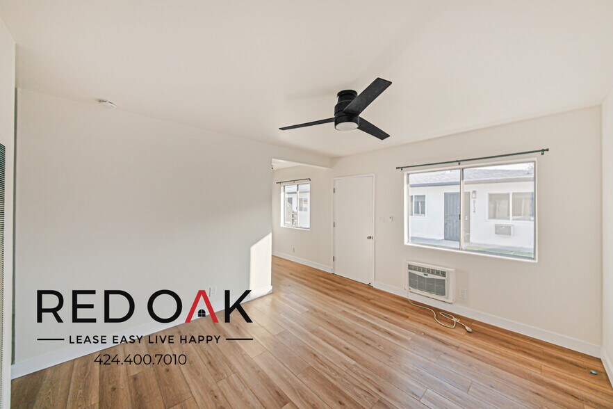 Building Photo - 8136 Constance St