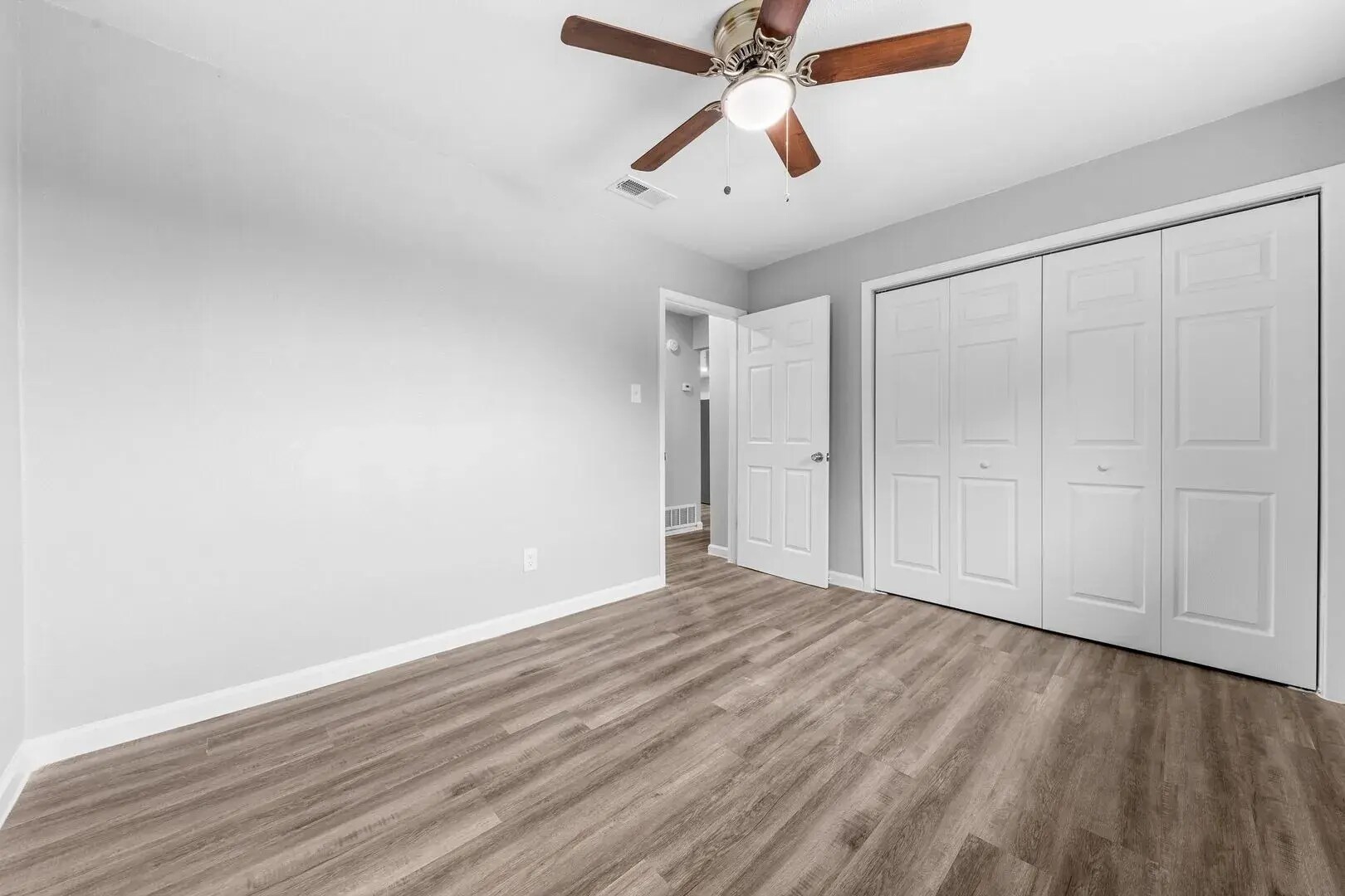 Bedroom - 124 Wind Ridge Dr