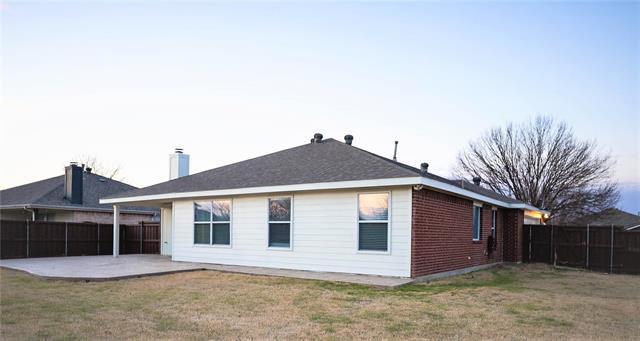 Building Photo - 612 Comanche Trail