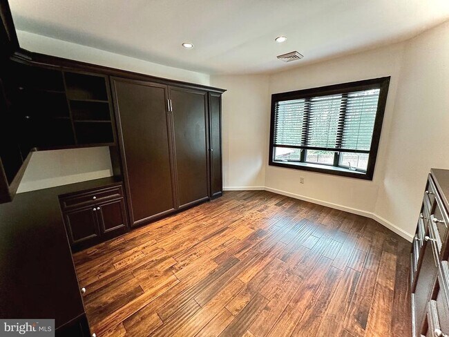 Building Photo - 54 Las Brisas Blvd