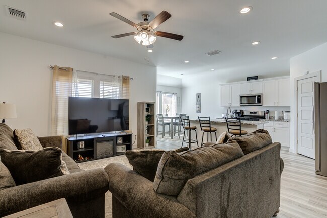 Building Photo - 2323 149th St