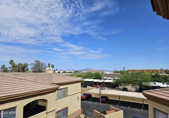 Building Photo - 2134 E Broadway Rd