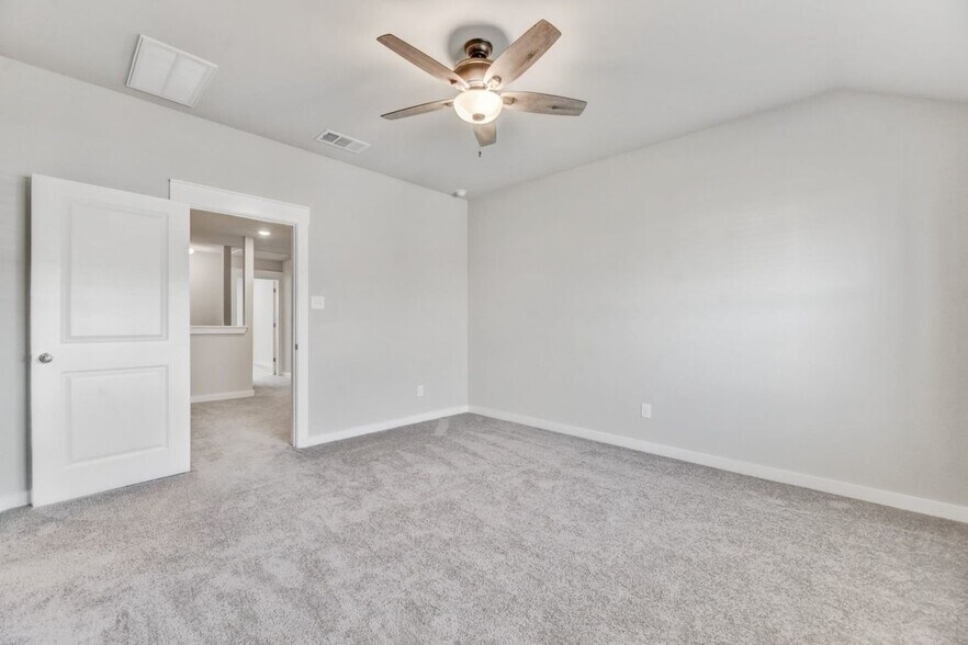 Building Photo - 252 Fieldwood Dr