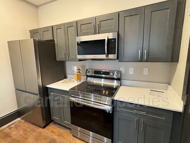 Building Photo - 73 W Main St