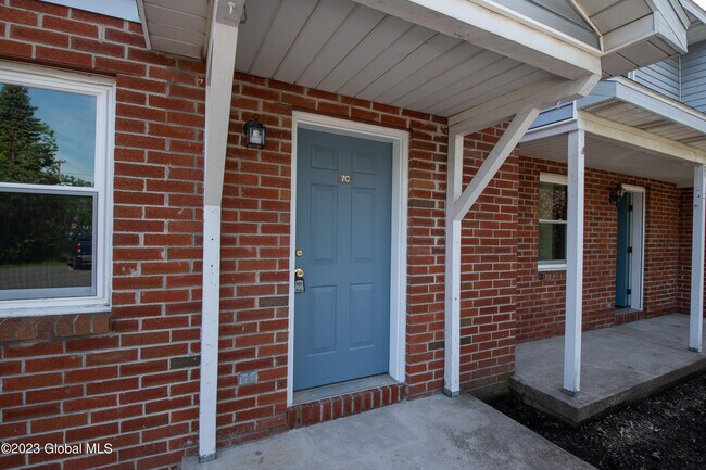 Primary Photo - 276 Old Loudon Rd