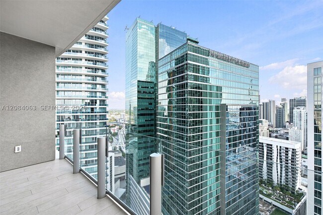 Building Photo - 300 Biscayne Blvd