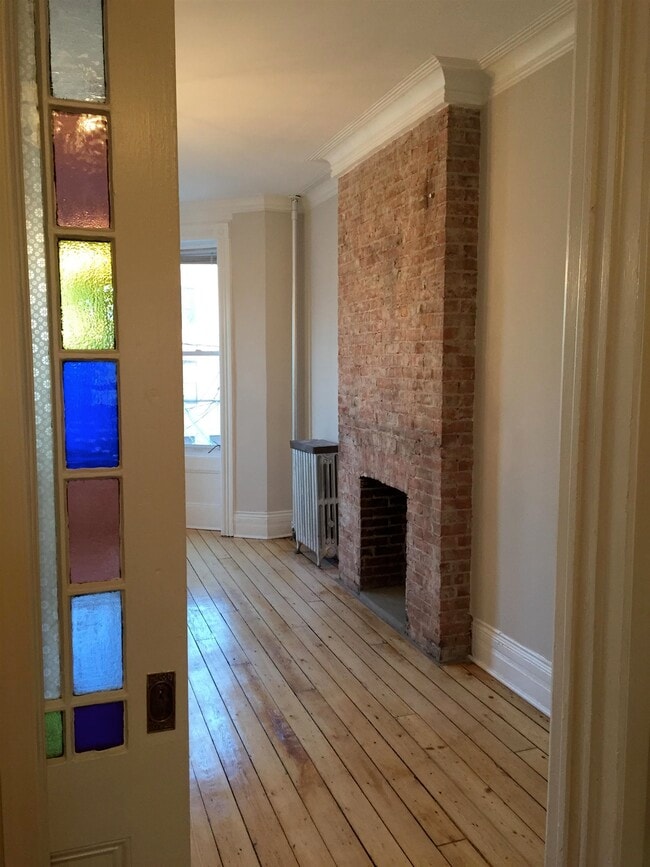 Building Photo - 343 Pavonia Ave