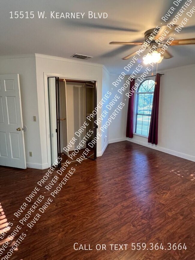 Building Photo - Spacious Two Bedroom in Kerman!