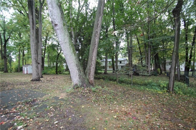 Building Photo - 34 Bright Oaks Dr