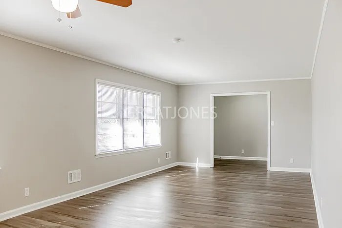 Building Photo - 1155 Darlington Dr