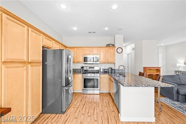 Building Photo - 708 Solitude Point Ave