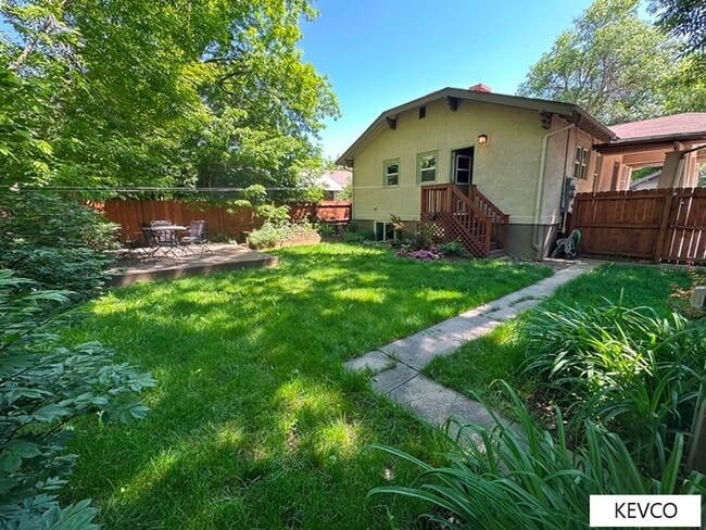 Building Photo - 115 Sylvan Ct