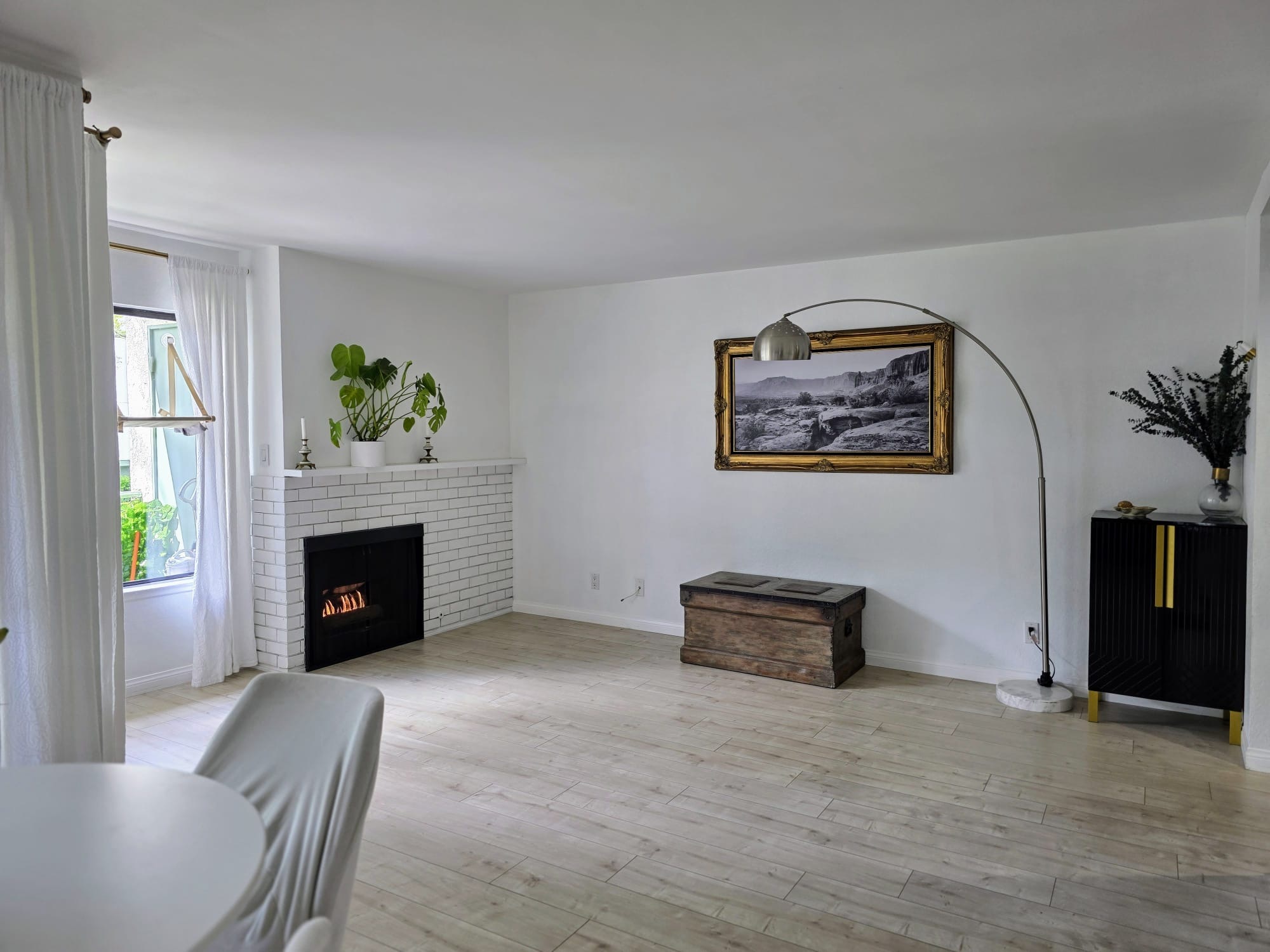 Building Photo - 4106 Apricot Dr