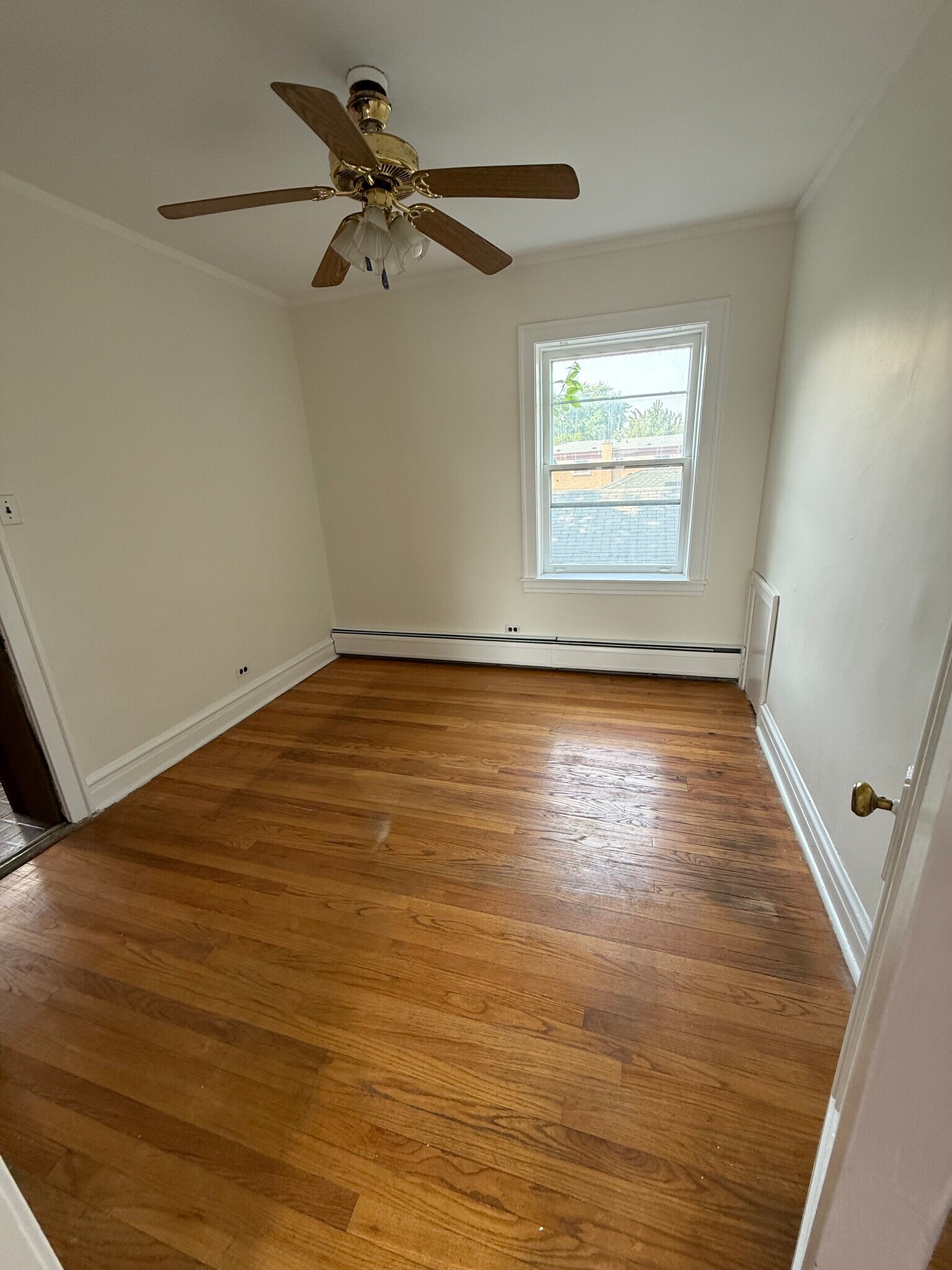 Building Photo - 8538 Saint Louis Ave