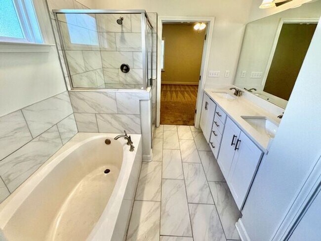 Building Photo - Now Leasing a 4-Bedroom 2.5 Bath In Olive ...