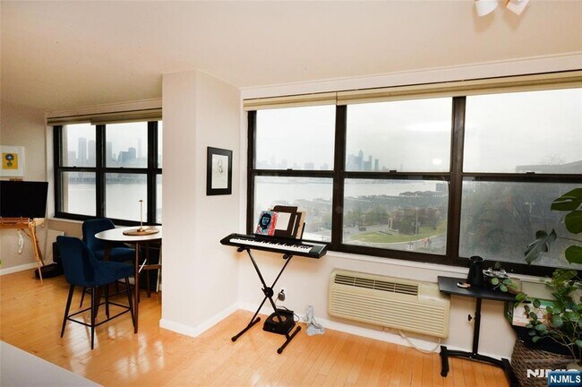 Building Photo - 7000 JFK Blvd E