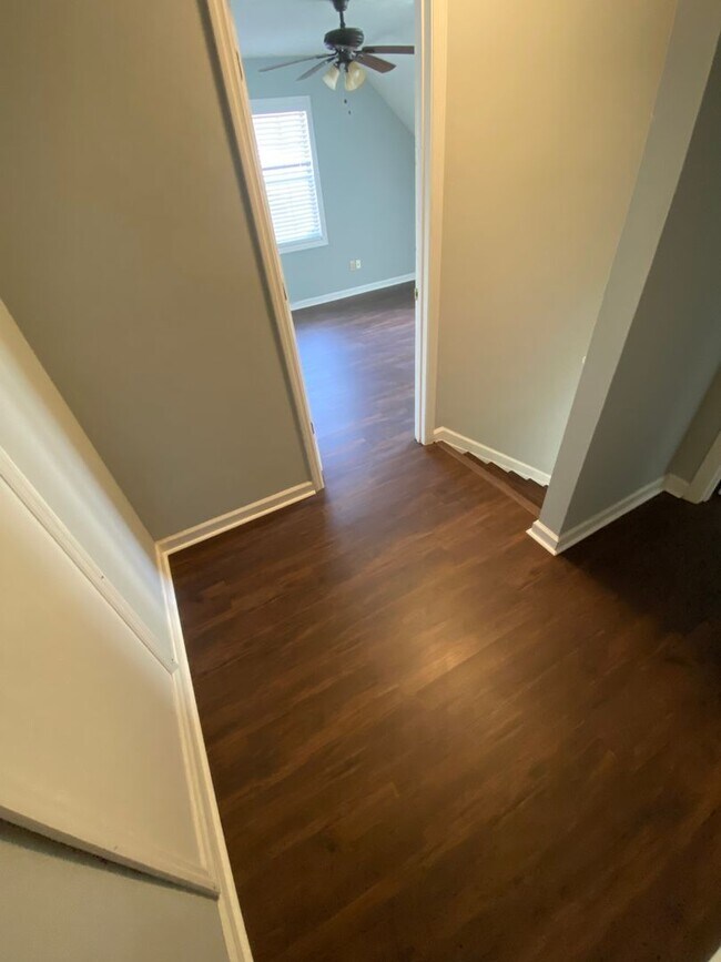 Building Photo - Shelton Park