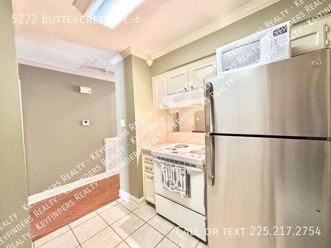 Building Photo - 5222 Buttercreek-E-6-