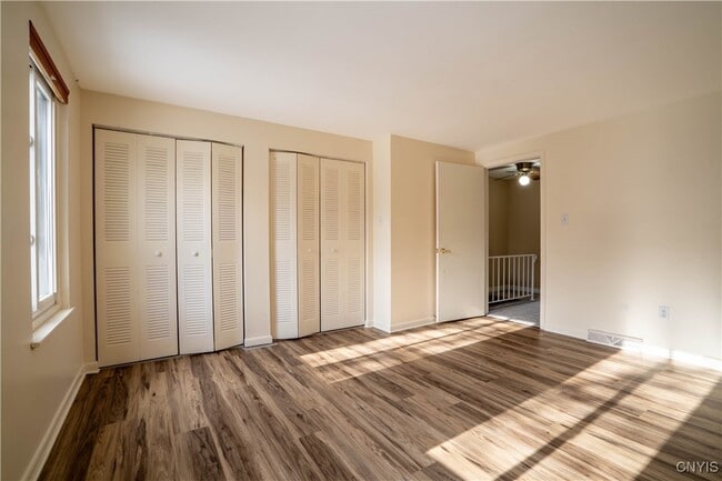 Building Photo - 67 Chestnut Rd