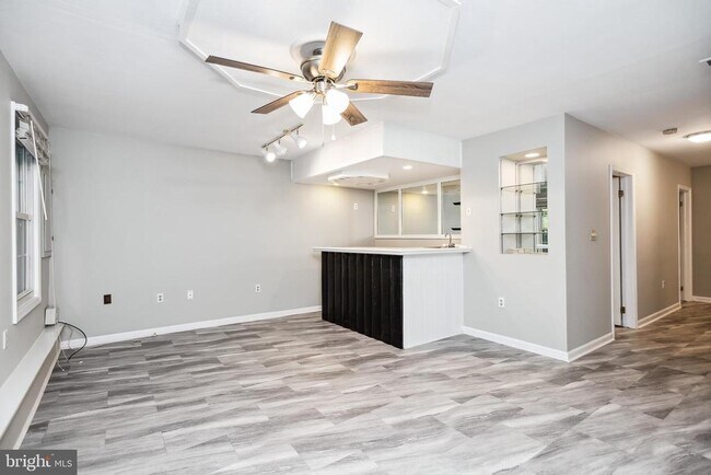 Building Photo - 207 Westminster Ln