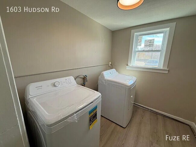 Building Photo - 1603 Hudson Rd