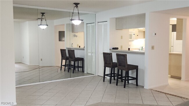 Building Photo - 8151 S Woods Cir