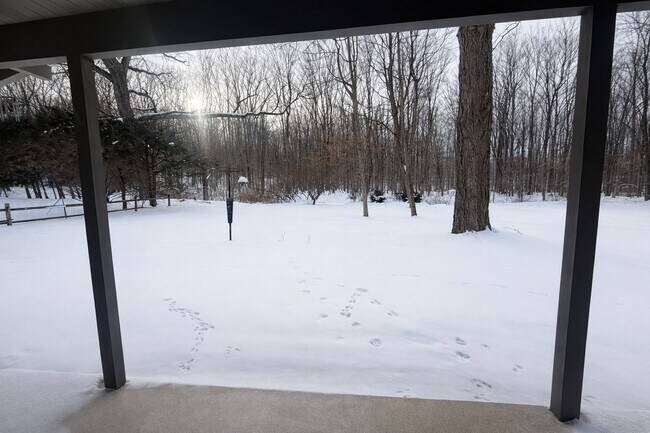 Building Photo - 520 Murray Hill Rd