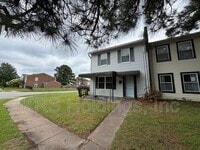 Building Photo - 4101 Holly Cove Dr