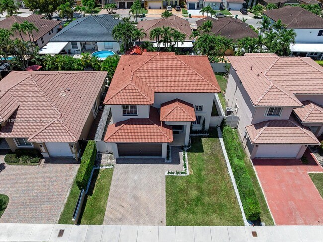 Building Photo - 2894 SW 144th Ct