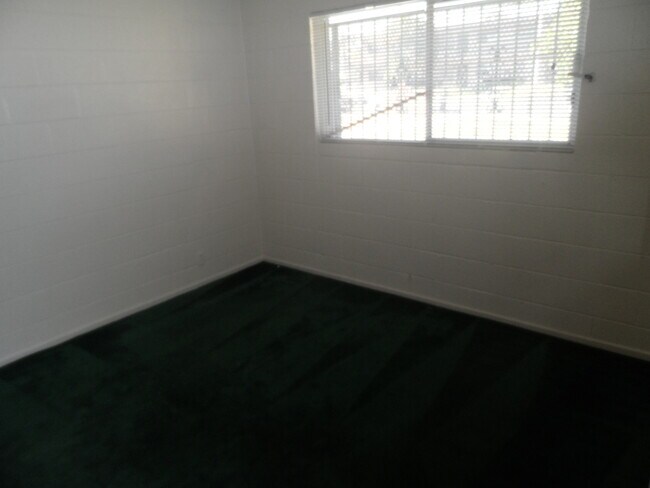 Building Photo - Affordable 1 Bedroom Condo in Central Las Vegas