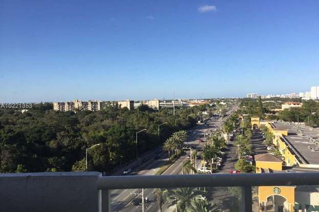 Building Photo - 13499 Biscayne Blvd