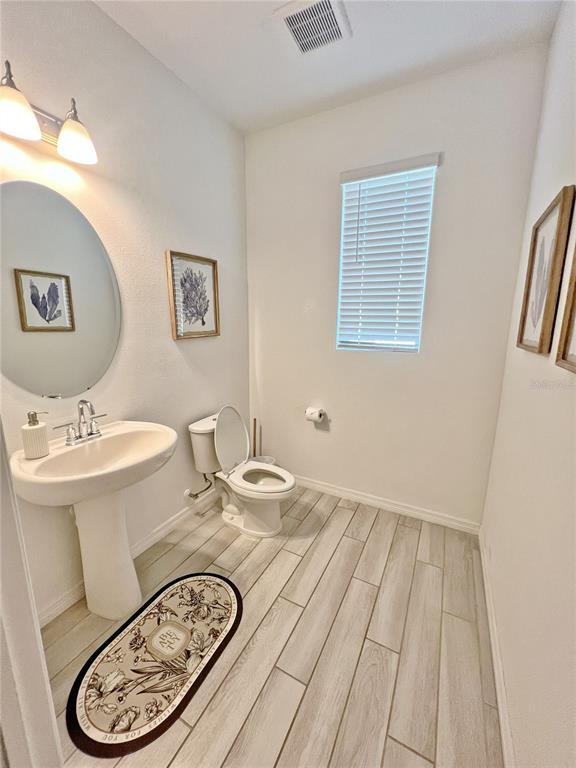 Building Photo - 844 Benoi Dr