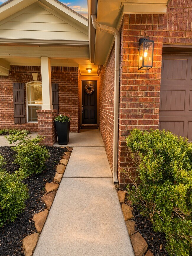 Building Photo - 2310 Corry Crest Cir