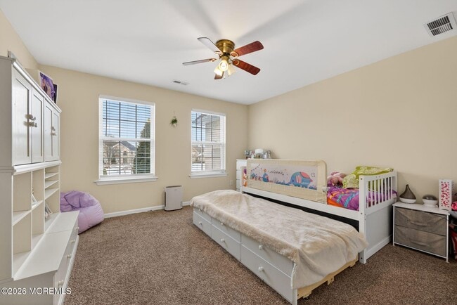 Building Photo - 153 Sandra Way