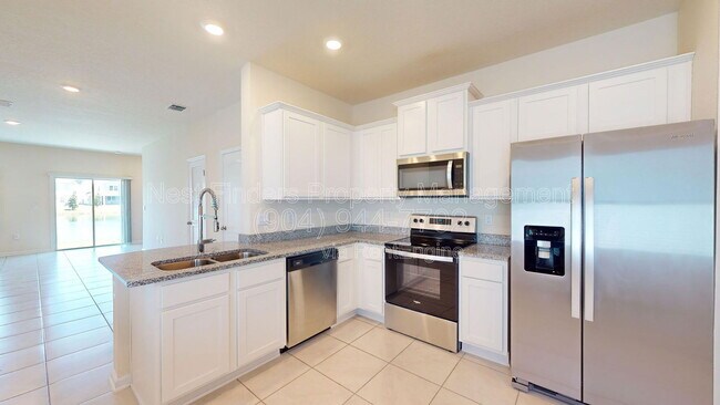 Building Photo - 67 Oarsman Xing Dr