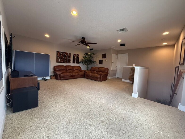 Building Photo - 4316 70th Ave E