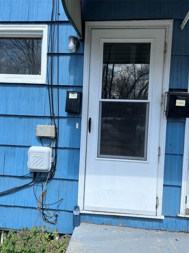 Building Photo - 4 Erie St